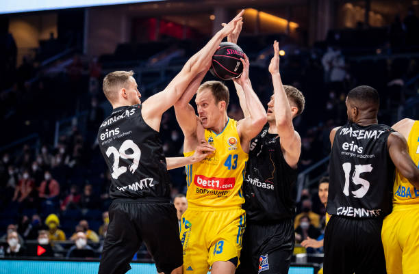 但如果阿莱 但如果阿莱