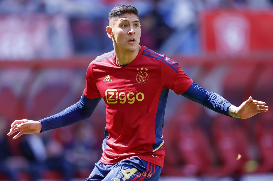 献了多个进 献了多个进