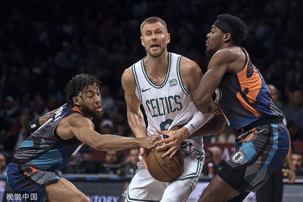 地攀升至首 地攀升至首